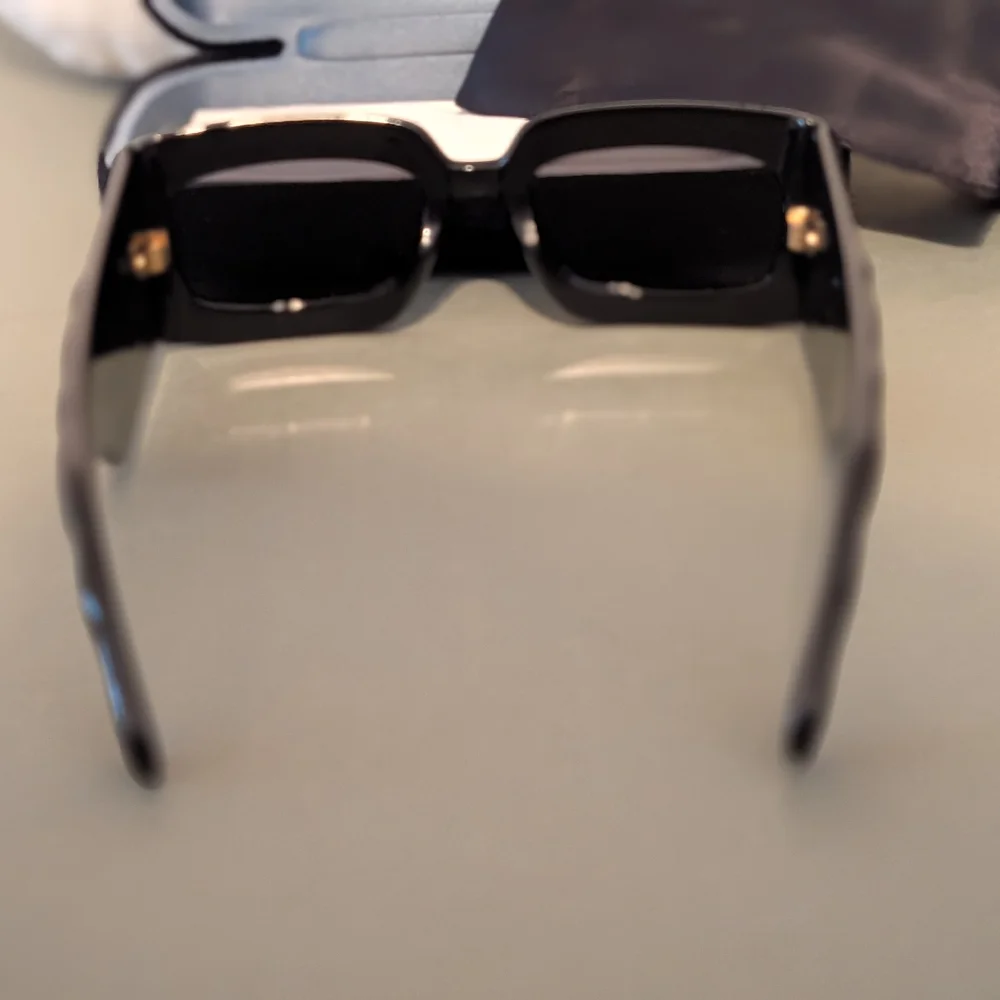 NEW Gucci Black Sunglasses with Case And Duster And Silk Pouch 🖤 - Picture 4 of 8